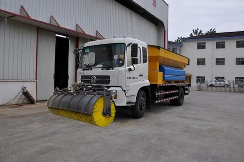 除雪车